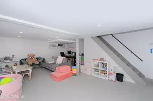 209 Woodcrest Rd, Oakhurst, NJ 07755 - Photo 33