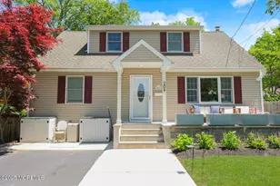 209 Woodcrest Rd, Oakhurst, NJ 07755 - Photo 3