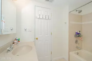 209 Woodcrest Rd, Oakhurst, NJ 07755 - Photo 31