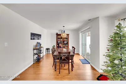 33 S Pointe Circle, Tinton Falls, NJ 07753 - Photo 9