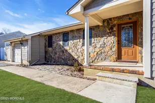 127 Mello Ln, Toms River Township, NJ 08753 - Photo 9