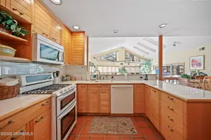 4 Forest Ct, Morganville, NJ 07751 - Photo 15