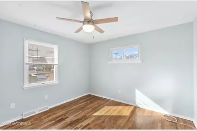 85 Helen Avenue, Freehold, NJ 07728 - Photo 13