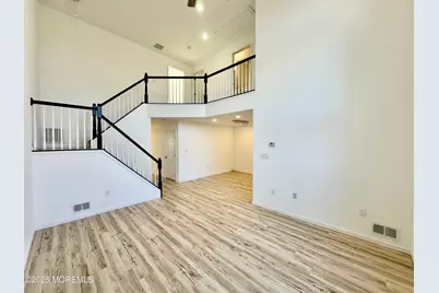 51 Picket Place, Freehold, NJ 07728 - Photo 5