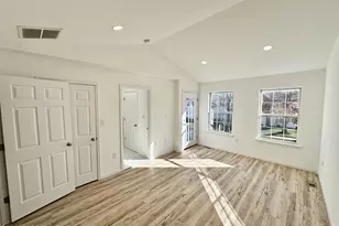 51 Picket Pl, Freehold, NJ 07728 - Photo 31