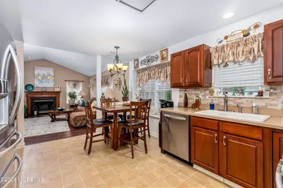 36 Ivy Hill Road, Lakewood, NJ 08701 - Photo 9