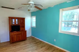 517 Jackson Ave, Brick, NJ 08723 - Photo 3