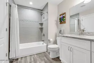 17 Green Tree Cir, Hazlet Township, NJ 07730 - Photo 23