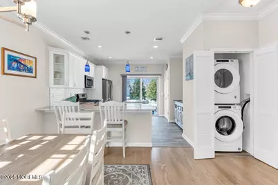 17 Green Tree Circle, Hazlet Township, NJ 07730 - Photo 9