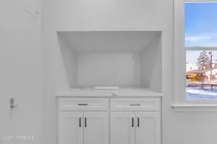 38 Barker Ave, Shrewsbury, NJ 07724 - Photo 3