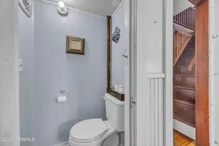 178 Dutch Lane Rd, Freehold, NJ 07728 - Photo 7