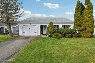 4 Harrogate Ln, Manchester Township, NJ 08759 - Photo 3