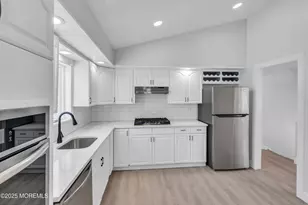 1 Drexel Ct, Toms River Township, NJ 08753 - Photo 7