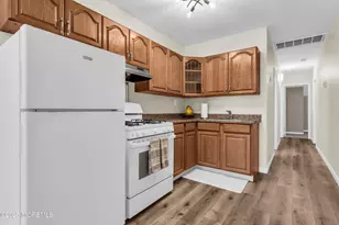 25 Twilight Ave, Keansburg, NJ 07734 - Photo 5