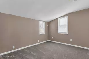 25 Twilight Ave, Keansburg, NJ 07734 - Photo 9