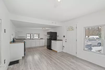 17 Gary Avenue, Hazlet Township, NJ 07734 - Photo 5