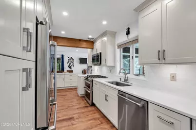 33 W Bayview Avenue, Ocean Gate, NJ 08740 - Photo 9