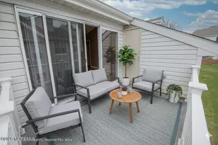 174 Tulip Ln, Freehold, NJ 07728 - Photo 23