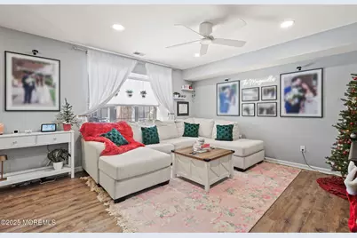 283 Gloucester Court, Aberdeen Township, NJ 07747 - Photo 9