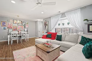 283 Gloucester Ct, Aberdeen Township, NJ 07747 - Photo 7