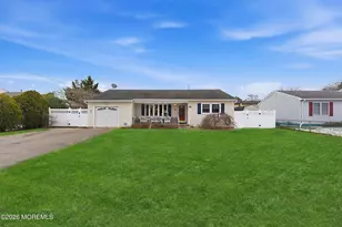 123 Oakwood Pl, Forked River, NJ 08731 - Photo 1