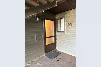 20 Danbury Court, Red Bank, NJ 07701 - Photo 5