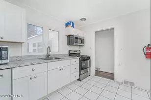 38 Delaware Ave, West Long Branch, NJ 07764 - Photo 7