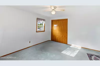 922 Woodview Road, Brielle, NJ 08730 - Photo 9