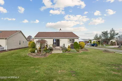 1 Suffolk Way, Marlboro Township, NJ 07746 - Photo 27