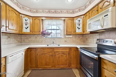 1 Suffolk Way, Marlboro Township, NJ 07746 - Photo 13