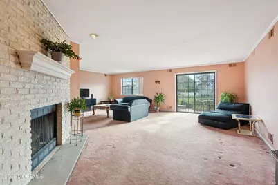 1 Suffolk Way, Marlboro Township, NJ 07746 - Photo 5