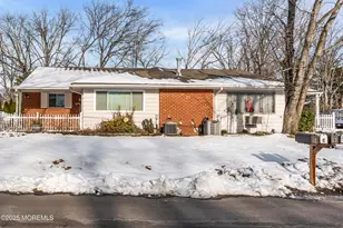 27 Cardinal St, Manchester Township, NJ 08759 - Photo 1