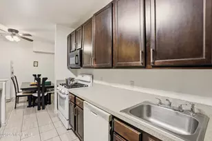 73 Coles Way, Lakewood, NJ 08701 - Photo 11