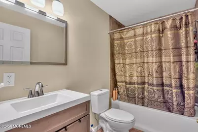 1240 Broadway Boulevard, Manchester Township, NJ 08759 - Photo 11