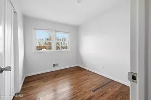 19 Oak Ridge Pkwy, Toms River Township, NJ 08755 - Photo 15