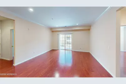 112 Regency Court, Morganville, NJ 07751 - Photo 7