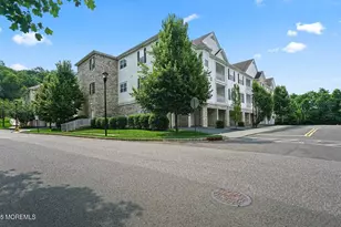 112 Regency Ct, Morganville, NJ 07751 - Photo 69