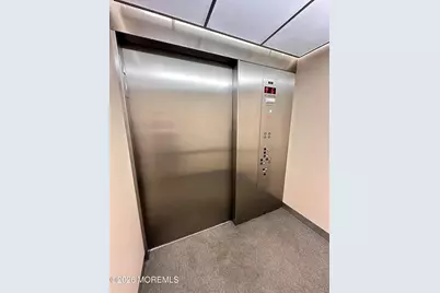 112 Regency Court, Morganville, NJ 07751 - Photo 57