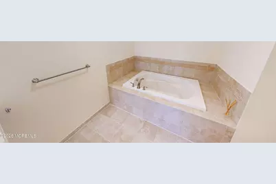 112 Regency Court, Morganville, NJ 07751 - Photo 25