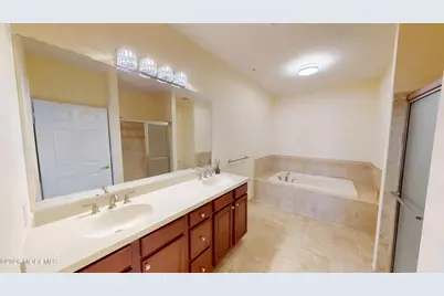 112 Regency Court, Morganville, NJ 07751 - Photo 11