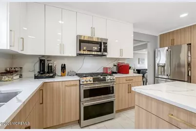 28 Musket Lane, Eatontown, NJ 07724 - Photo 15