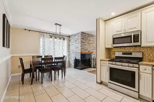 36 Farnham Square, Sayreville, NJ 08859 - Photo 13