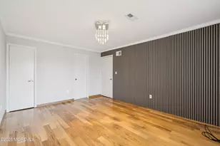 36 Farnham Square, Sayreville, NJ 08859 - Photo 19