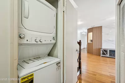 36 Farnham Square, Sayreville, NJ 08859 - Photo 17