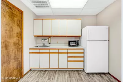 1163 Nj 37 #102, Toms River Township, NJ 08753 - Photo 23