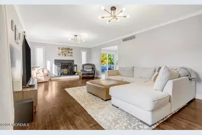 28 Musket Lane, Eatontown, NJ 07724 - Photo 11