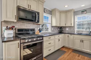 33 Sand Creek Ln, Toms River Township, NJ 08753 - Photo 5