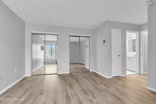 145 Cross Slope Ct, Manalapan Township, NJ 07726 - Photo 5