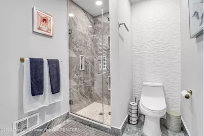 900 Darlene Avenue, Ocean, NJ 07712 - Photo 37