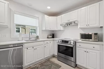 65 Pearce Avenue, Manasquan, NJ 08736 - Photo 13